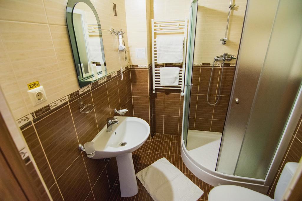 Lileya Hotel Poljana Eksteriør bilde